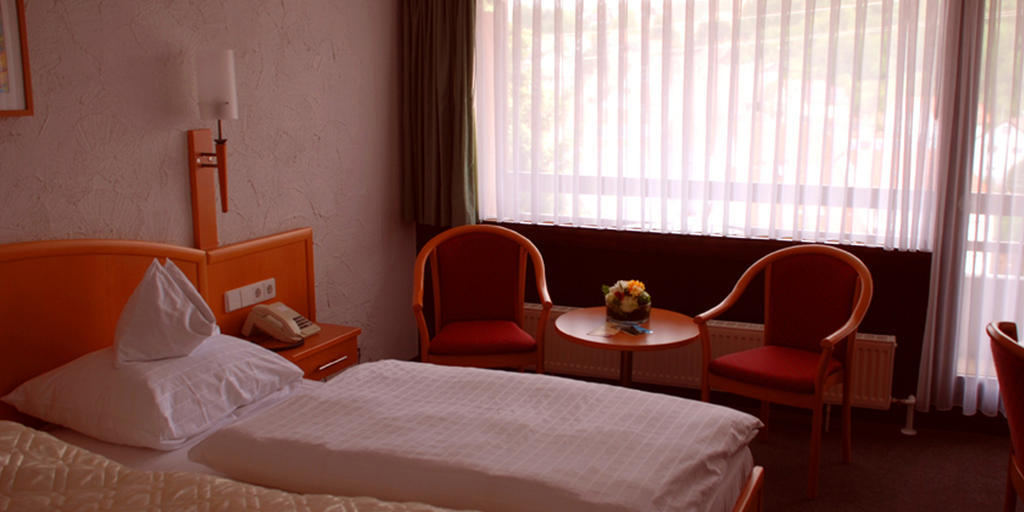 Hotel-Restaurant Sonne Talheim  Quarto foto